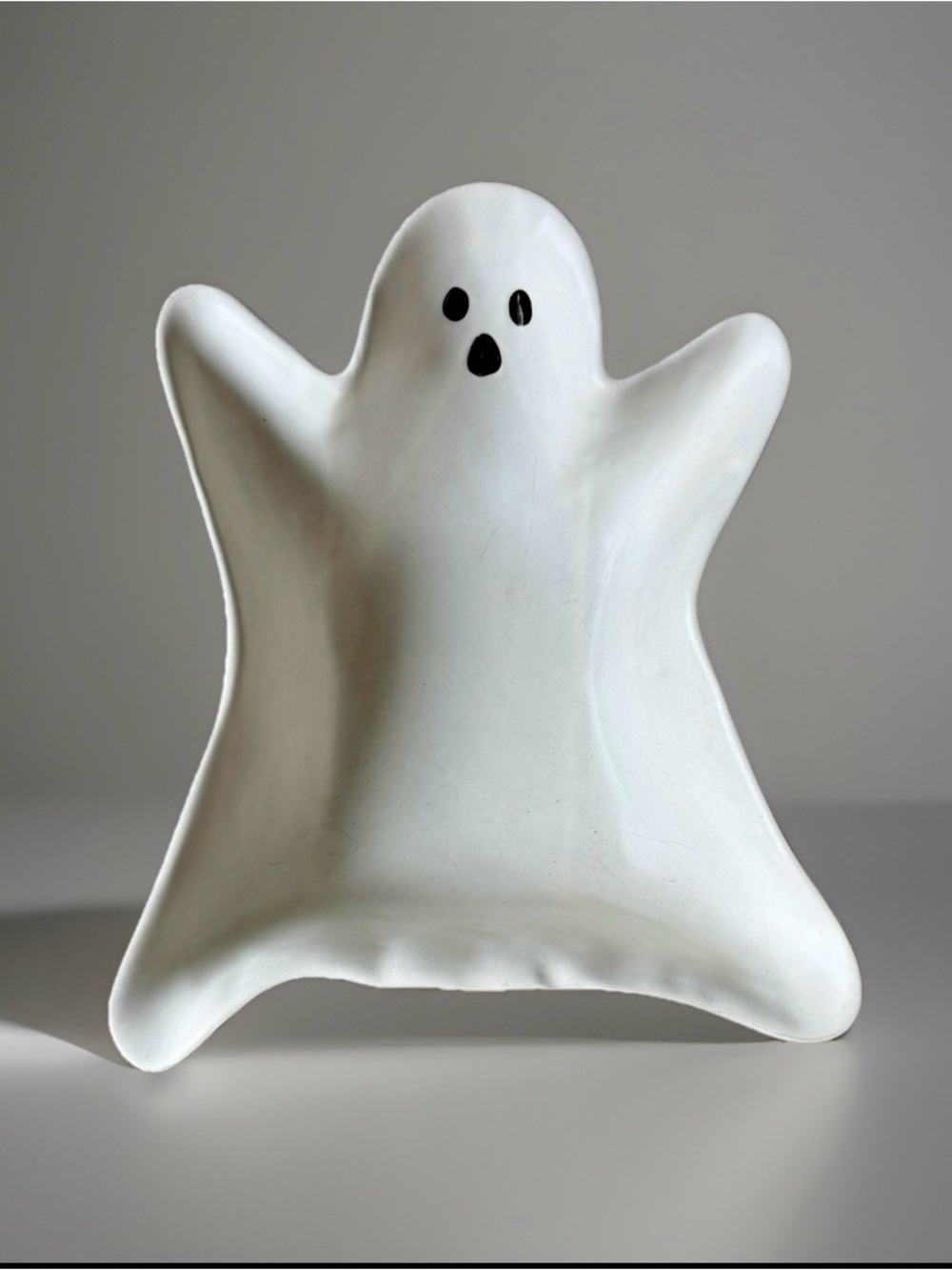 Pottery Barn stoneware ghost Serving Bowl Large White halloween
